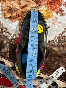 New Unisex Shoes For Children Age 3/4 Years