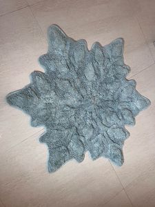 Decorative Snowflake Rug