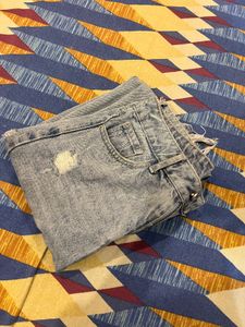 Light Wash Ripped Denim Jeans
