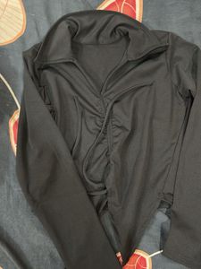 Chic Black Ruched Long Sleeve Top