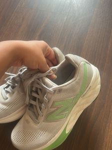 New Balance 520 Running Shoes