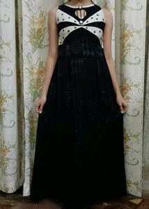 Elegant Black Maxi dress Gorgeous 10/10