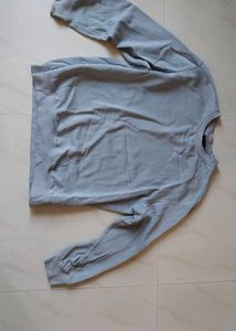 H&amp;M Sweatshirt For Winters