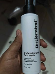 Underrated Brightening Gel Face Wash