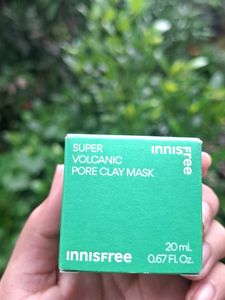 Innisfree volcanic pore clay mask 240 ml