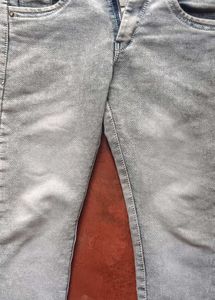 Men's Grey Washed Slim Fit Jeans