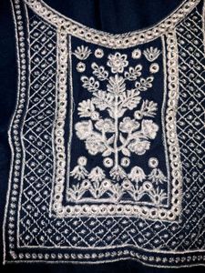 Beautiful Embroidered Kurta ( Never Worn )