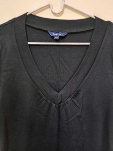 Reitmans Black deep V-Neck Top Tunic