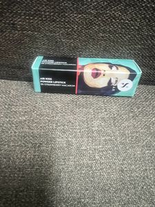 Sugar Air Kiss Powder Lipstick