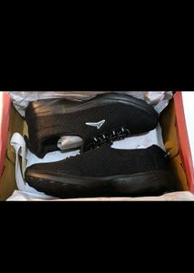 JQR Black Running Sneakers