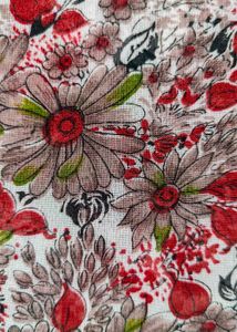 🌀Floral Design Red &amp; Off-White Saree