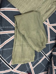 Elegant Green Embroidered Kurta