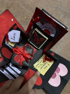Explosion Gift Box
