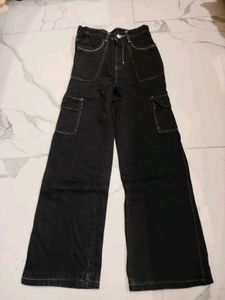 Stylish Black Wide Leg Cargo Pants