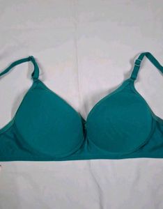 3️⃣ Three Comfortable Everyday Bras