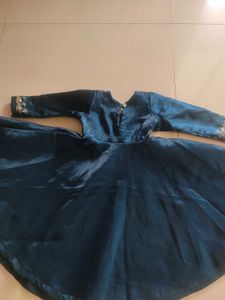 Elegant Teal Kurta with Embellishments