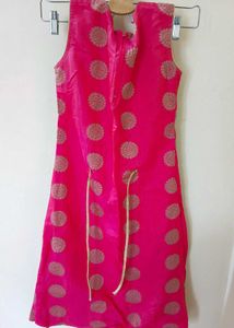 Elegant Pink Brocade Kurta