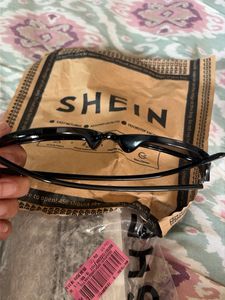 Shein Oval cutout sunglasses 🕶️