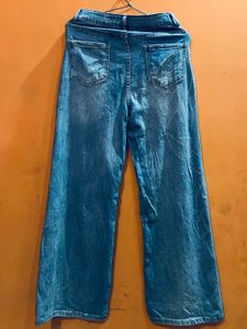 Stylish Wide Leg Jeans with Butterfly Detail