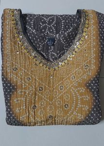 bandhni suit