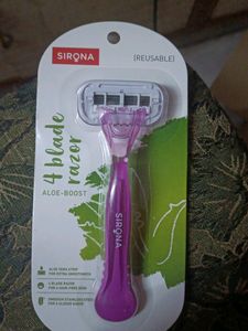 4 Blade Razor