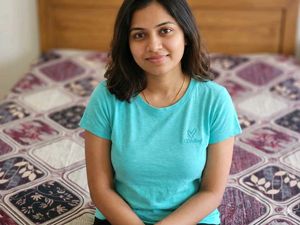 Cute Turquoise "Q. Valley" T-Shirt