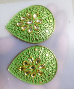Pista Colour Kundan Earrings