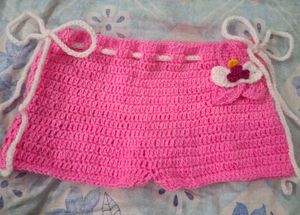 Crochet shorts with bow ties