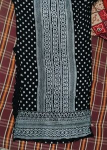 Elegant Black &amp; White Printed Kurta