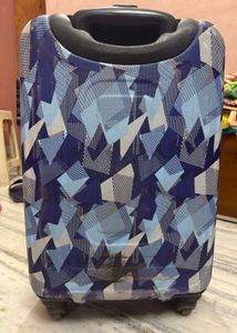 Safari Stylish Trolley Suitcase