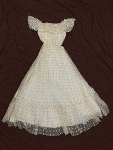off shoulder vintage lace dress