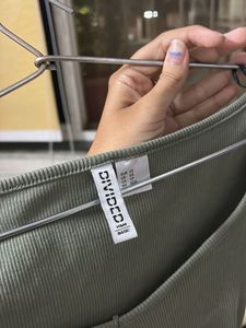 Ribbed Cropped Tee