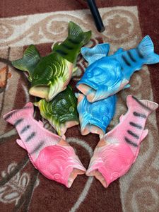 stock clear Fun Fish Sandals - Set of 3