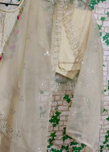 Embroidery Kurta Pant With Organza Dupatta
