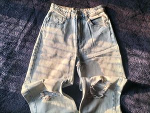 Ripped Wide Leg Jean