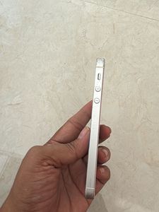 NOT Working -iPhone 5s Silver - For Parts