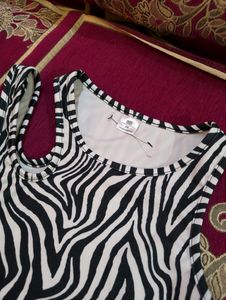 Zebra Print Cutout Tank Top