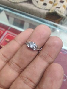 Charming Heart Design Ring