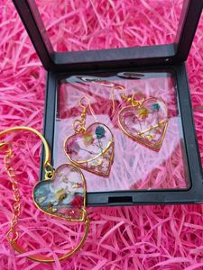 Heart Shaped Floral Resin Jewelry Set