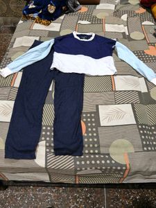 Cute Color Blocked crop top and pants