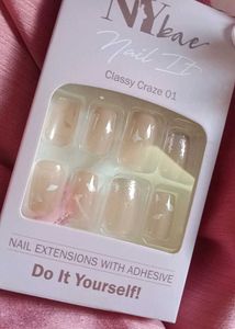 Classy Craze Nail Polish