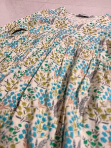 Flowy Floral Print V-Neck Tunic Top