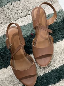 Casual Heel