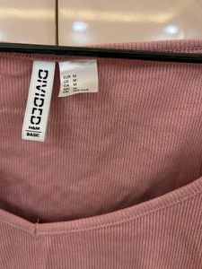 Ribbed V-Neck Crop Top