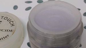 Pressed Pigment Glitter Pot