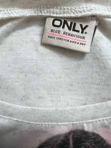 ONLY Graphic Print T-Shirt