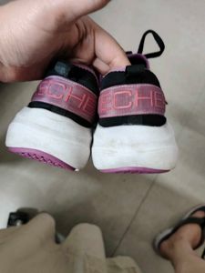 Black &amp; Pink Sketchers Shoes