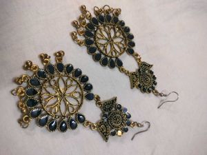 Exquisite Black Stone Dangle Earrings
