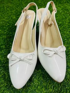 Elegant White Slingback Bow Heels