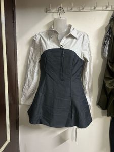 Chic Two-Tone Button-Down Dress